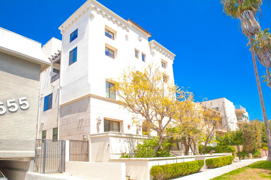 More Photos Of 11649 Mayfield Ave, Los Angeles Apartments For Sale