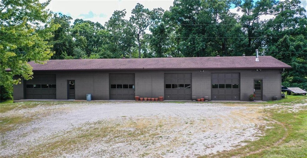 More Photos Of 1500 Gravois Rd, High Ridge Office Residential For Sale