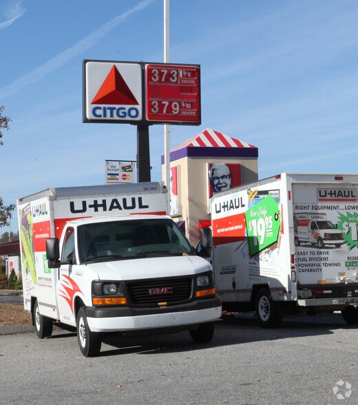 More Photos Of 592 Providence Rd, Brooklyn Convenience Store For Sale