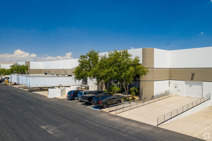 More Photos Of 5302 W Buckeye Rd, Phoenix Unknown For Lease