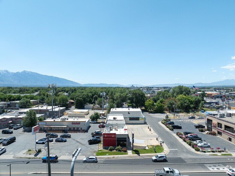 More Photos Of 150 E 3300 S, Salt Lake City Showroom For Sale