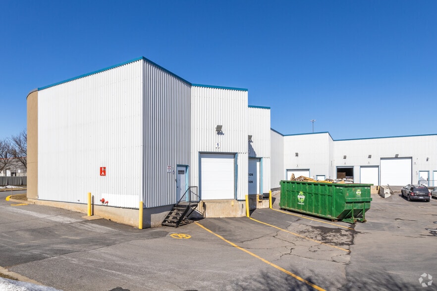 More Photos Of 2101 Rue Nobel, Ste-Julie Warehouse For Lease