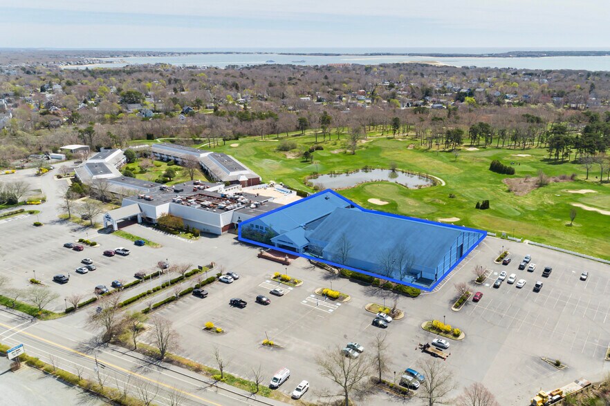 Primary Photo Of 35 Scudder Ave, Hyannis Hotel For Lease