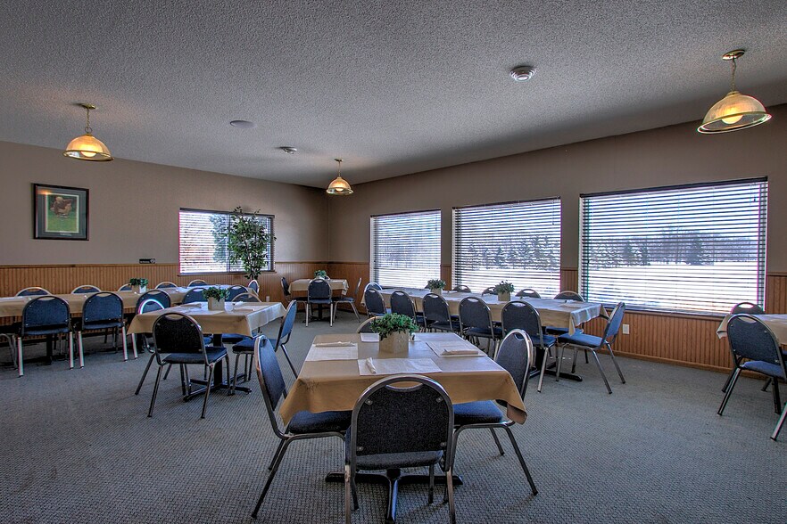 More Photos Of 31886 County Road 3, Eagle Bend Showroom For Sale