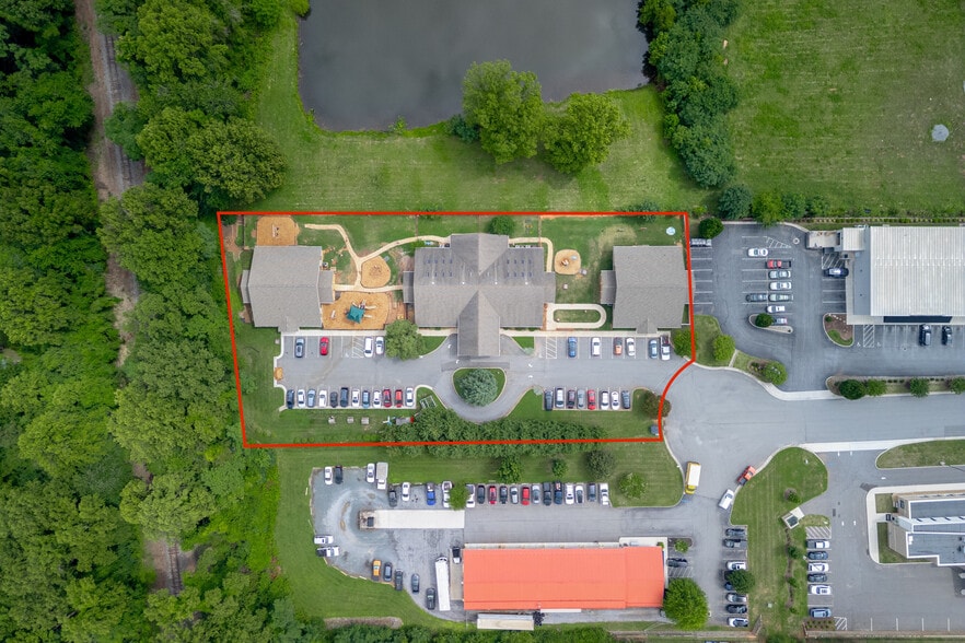 More Photos Of 1071 Woodberry Square Pl, Lynchburg Office For Sale