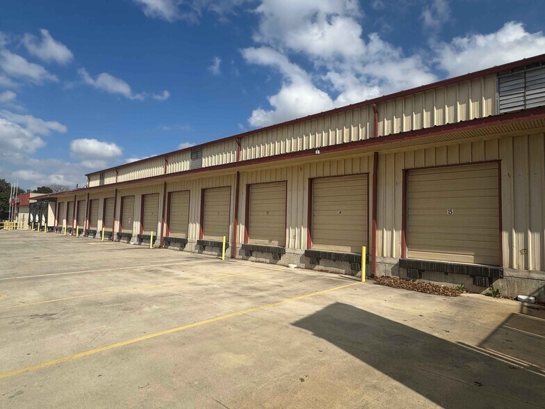 More Photos Of 602 S Gevers St, San Antonio Food Processing For Sale