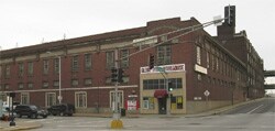 More Photos Of 418 S Tucker Blvd, Saint Louis Self Storage For Lease