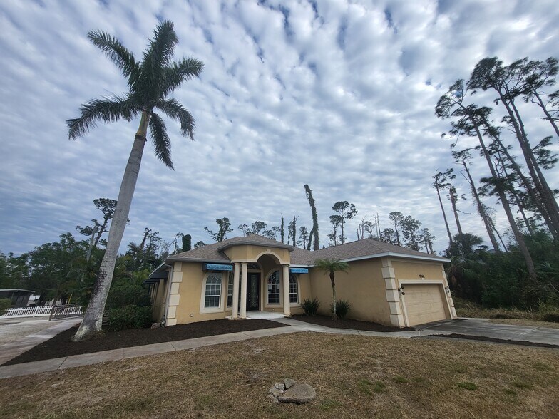 More Photos Of 17162 Toledo Blade Blvd, Port Charlotte Medical For Sale