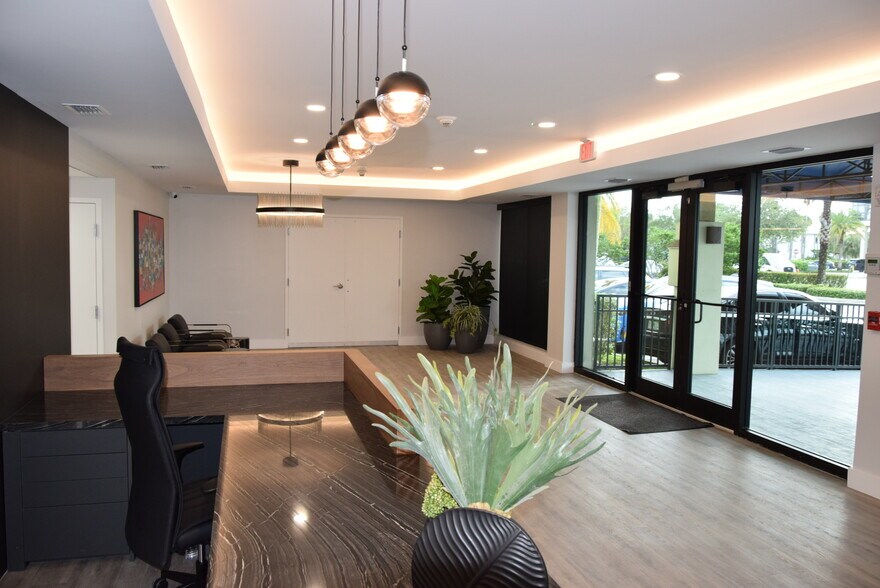 More Photos Of 630 US Highway 1, North Palm Beach Medical For Lease