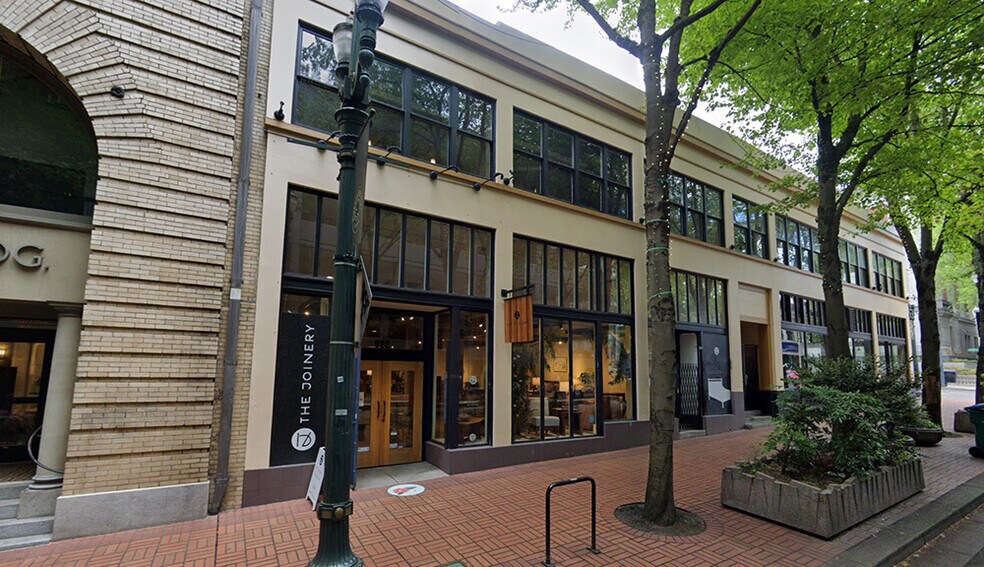 More Photos Of 802-814 SW 10th Ave, Portland Office For Sale