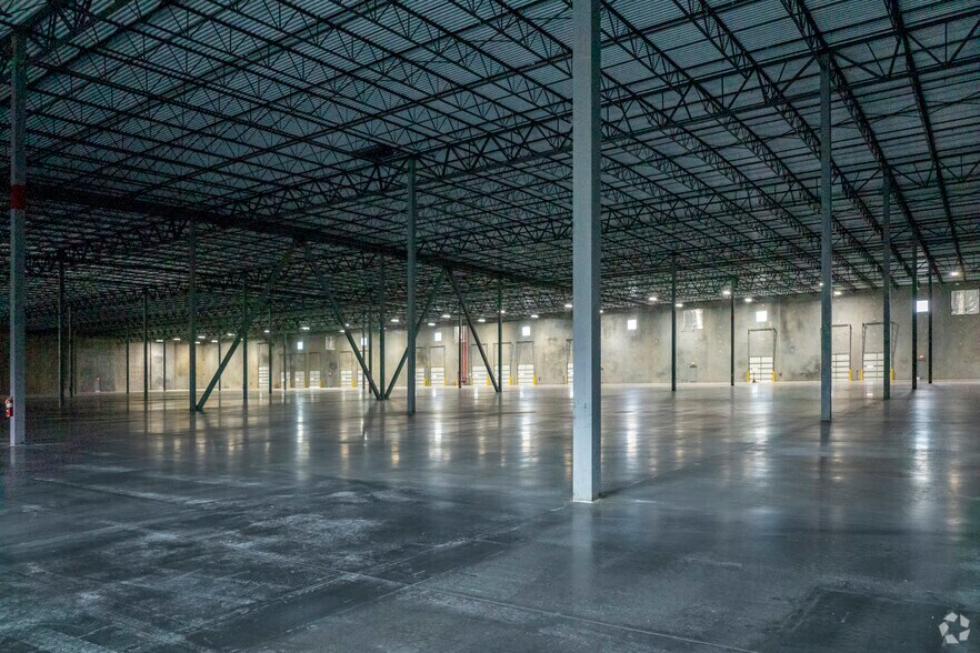 More Photos Of 26385 Distribution Blvd NW, Madison Distribution For Lease