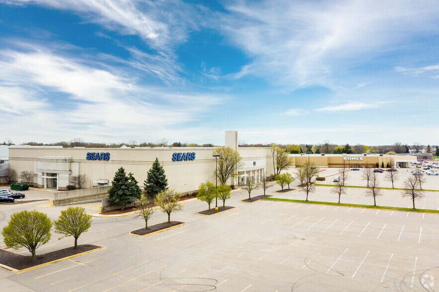 More Photos Of 2500 Milton Ave, Janesville Unknown For Lease