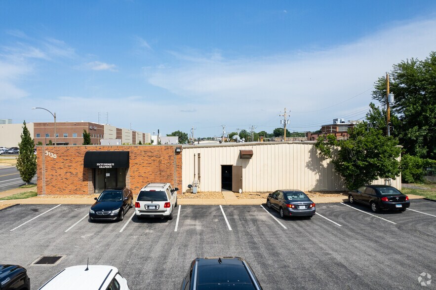 More Photos Of 3130 Chouteau Ave, Saint Louis Warehouse For Sale