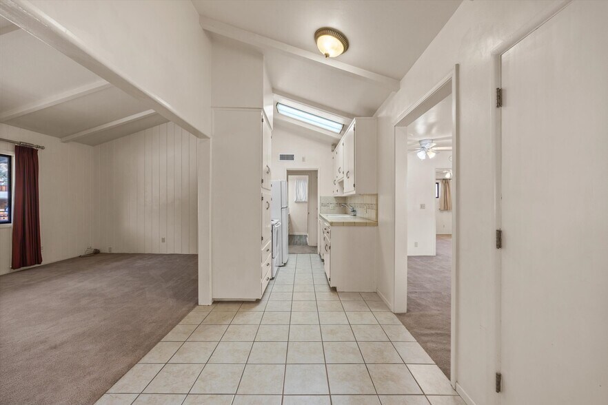 More Photos Of 16 Tobias St, Kernville Storefront Retail Residential For Sale