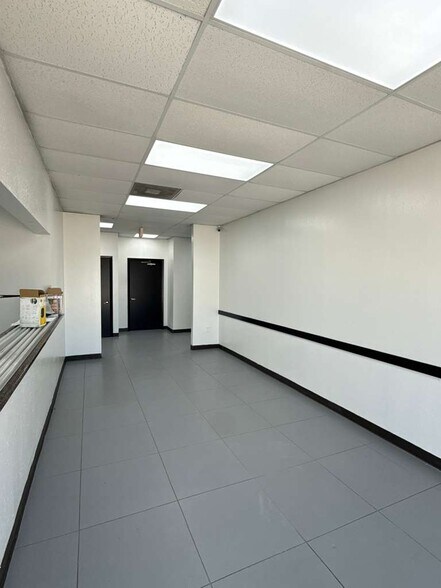 More Photos Of 2910 Antoine Dr, Houston Storefront Retail Office For Sale