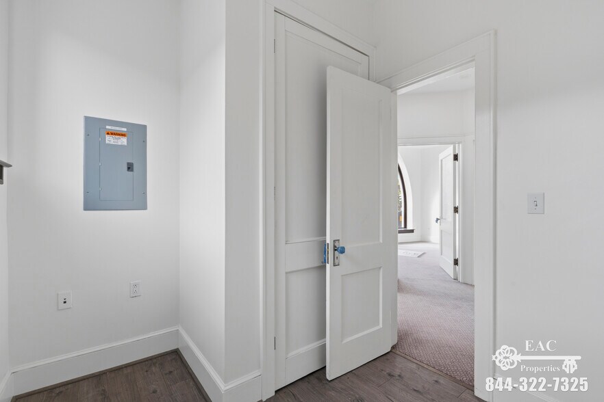 More Photos Of 163-167 Bedford St, Stamford Office Residential For Lease