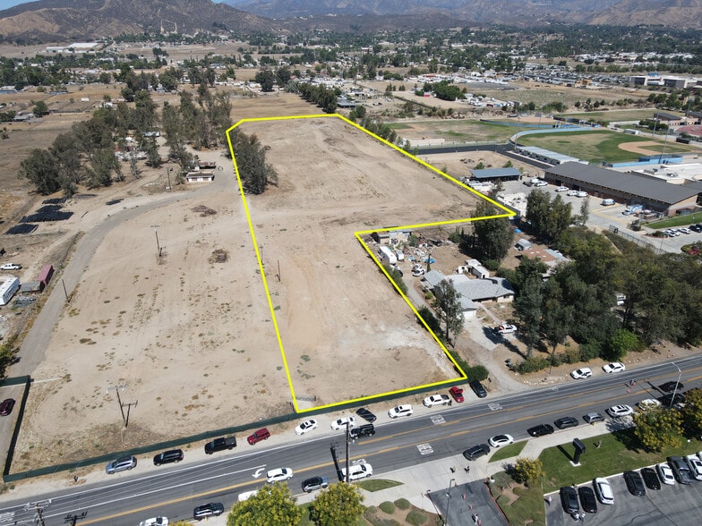 More Photos Of 38718 Brookside Ave, Cherry Valley Specialty For Sale