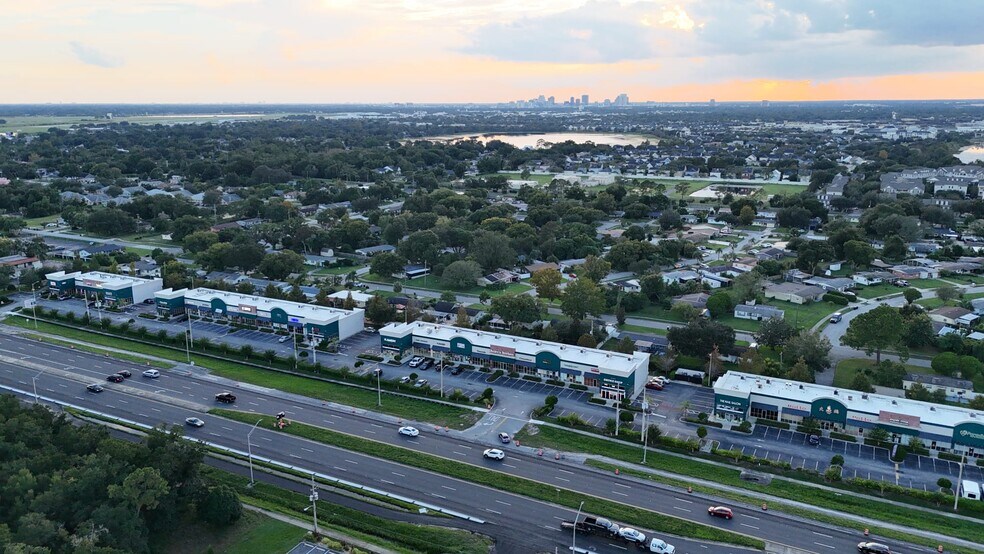 More Photos Of 1418 N Semoran Blvd, Orlando Freestanding For Lease