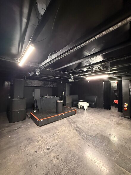 More Photos Of 777 NE 79th St, Miami Freestanding For Sale