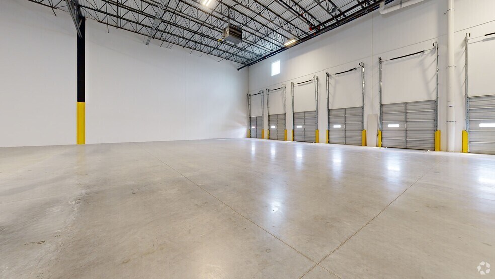 Primary Photo Of 2080 S AW Grimes Blvd, Round Rock Unknown For Lease