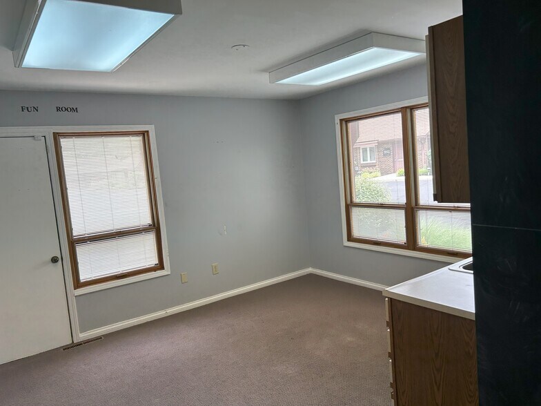 More Photos Of 1251 Nilles Rd, Fairfield Medical For Sale