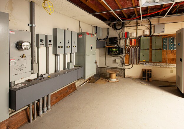 More Photos Of 32 Industrial Dr E, Northampton Office For Sale