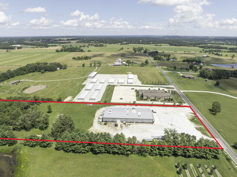 More Photos Of 3099 Highway 95, Mountain Grove Restaurant For Sale