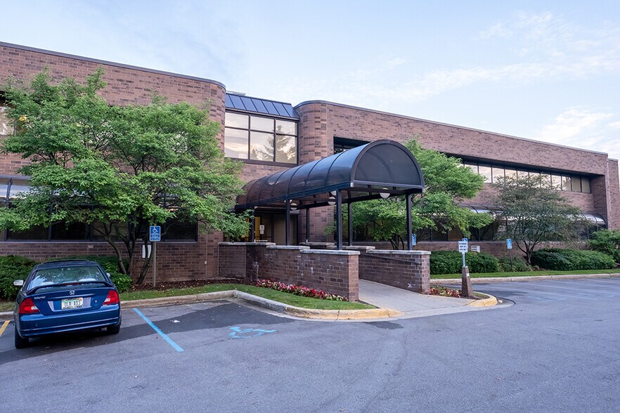 More Photos Of 750 E Beltline Ave NE, Grand Rapids Medical For Lease