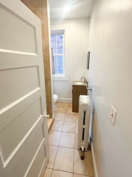 More Photos Of 1454 Park Rd NW, Washington Storefront For Sale