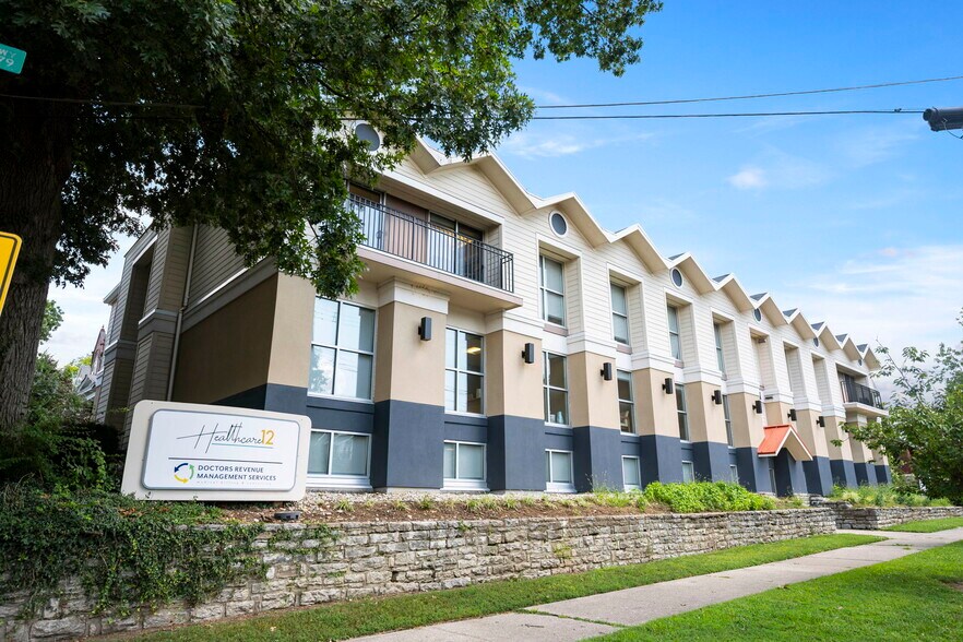 More Photos Of 2181 Victory Pky, Cincinnati Office Residential For Lease