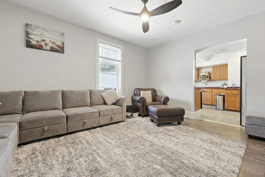 More Photos Of 9934-9936 Main St, Hebron Storefront Retail Residential For Sale