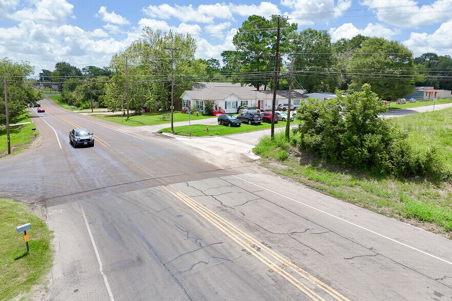 More Photos Of 102 Dixie Street, Brenham Land For Sale