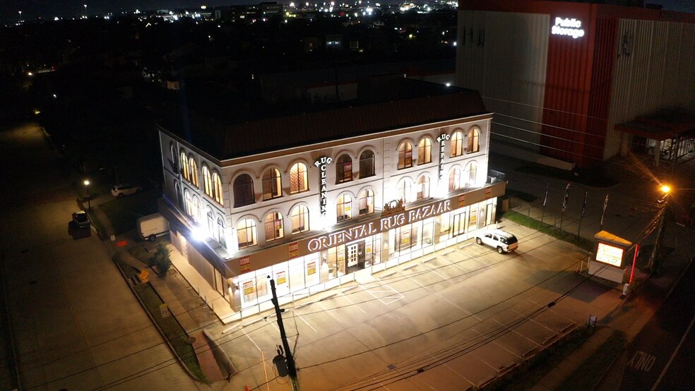 More Photos Of 5525 Westheimer Rd, Houston Freestanding For Lease