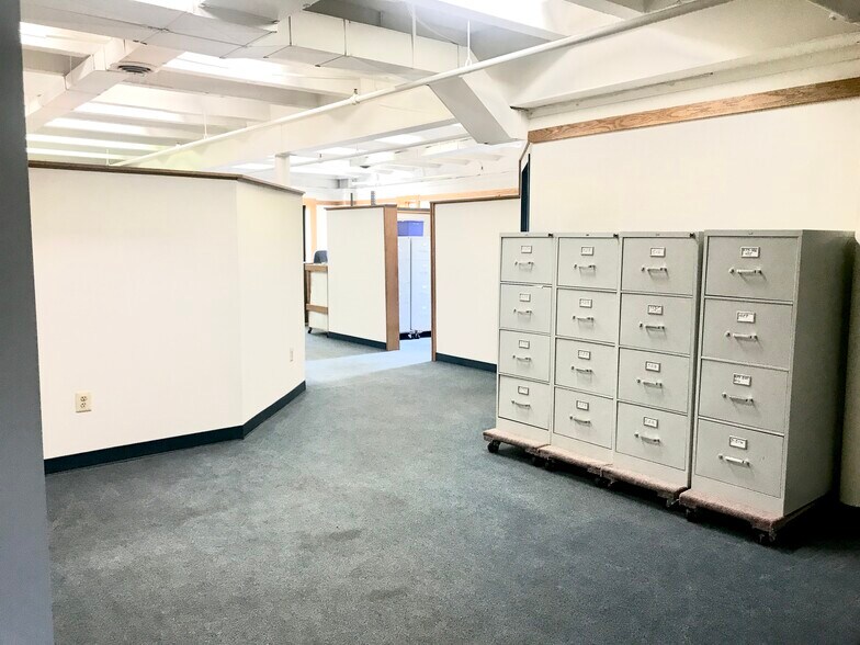 More Photos Of 10109 Giles Run Rd, Lorton Distribution For Lease