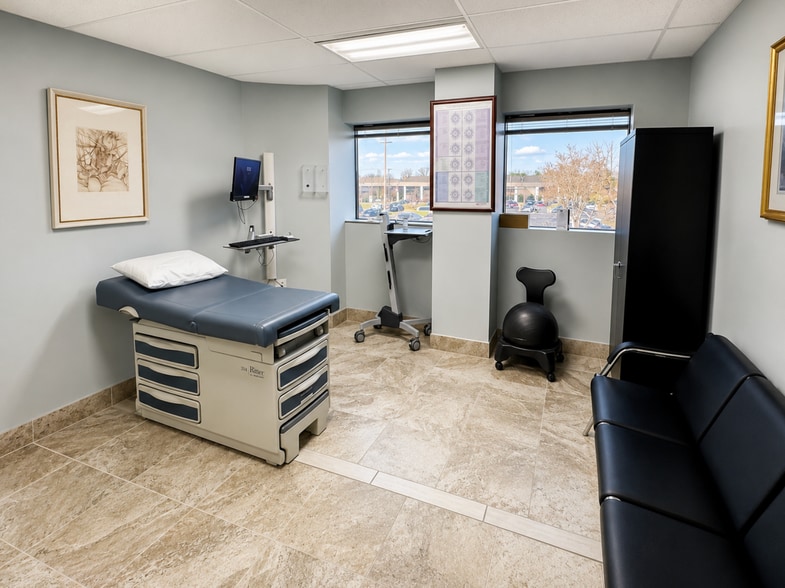 More Photos Of 171 Elden St, Herndon Medical For Sale