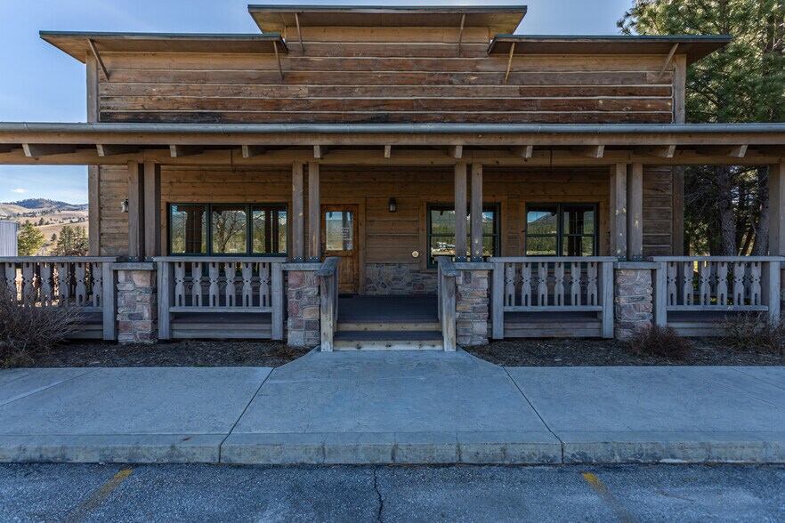 More Photos Of 3334 Dvn Ln, Darby Office For Sale