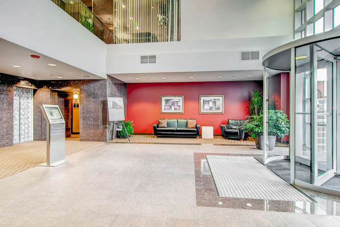 More Photos Of 3033 S Parker Rd, Aurora Office For Lease