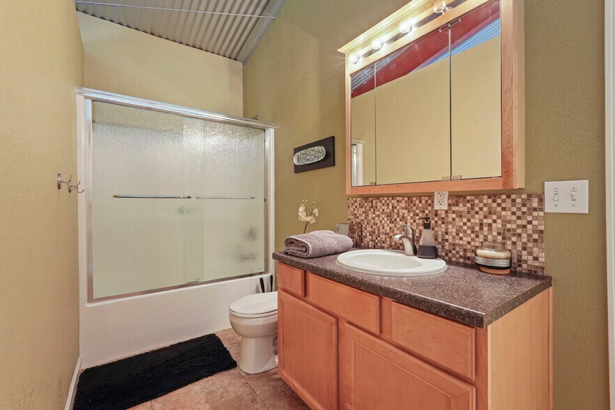 More Photos Of 10675 Valensin Rd, Galt Winery Vineyard For Sale
