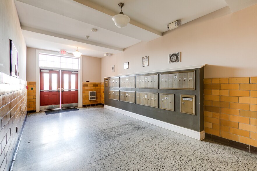 More Photos Of 1201 W City Point Rd, Hopewell Multifamily For Sale