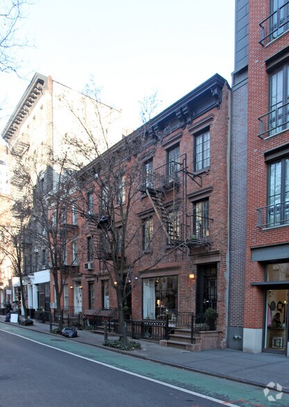 More Photos Of 13-15 Christopher St, New York Apartments For Lease