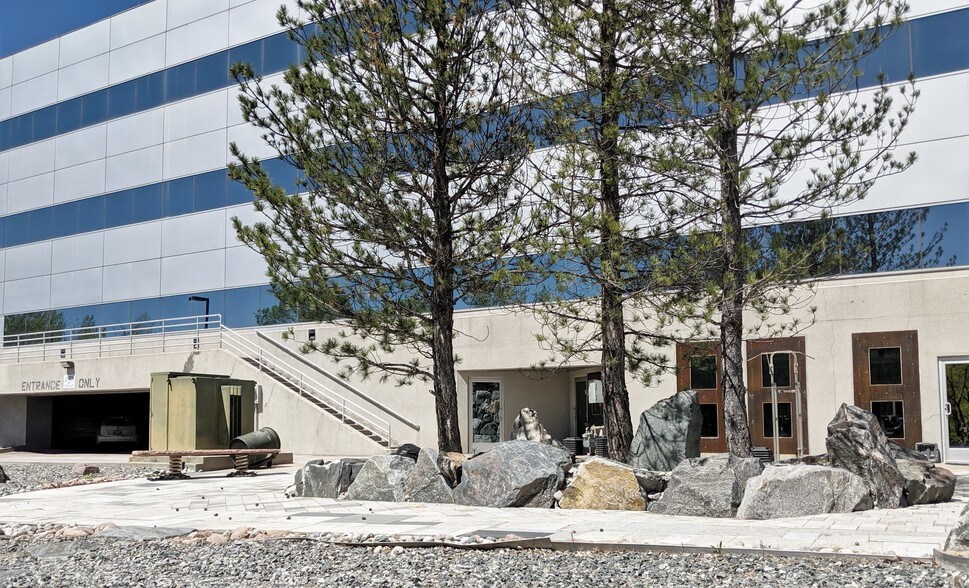 More Photos Of 5475 Mark Dabling Blvd, Colorado Springs Office For Lease