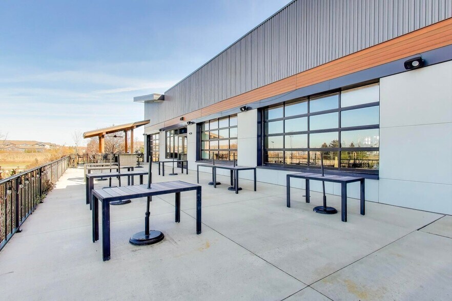 More Photos Of 3552 Market Ln, Kenosha Restaurant For Sale