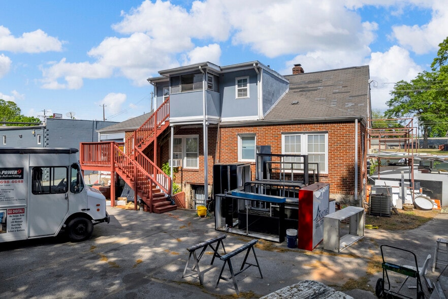 More Photos Of 2915 Alston Dr, Atlanta Freestanding For Sale
