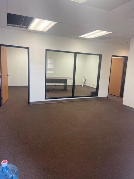 More Photos Of 1611 E 4th St, Santa Ana Loft Creative Space For Lease