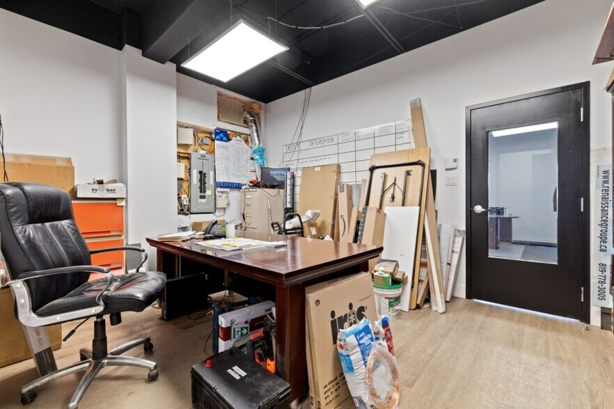 More Photos Of 25 Rue Audet, Gatineau Freestanding For Sale