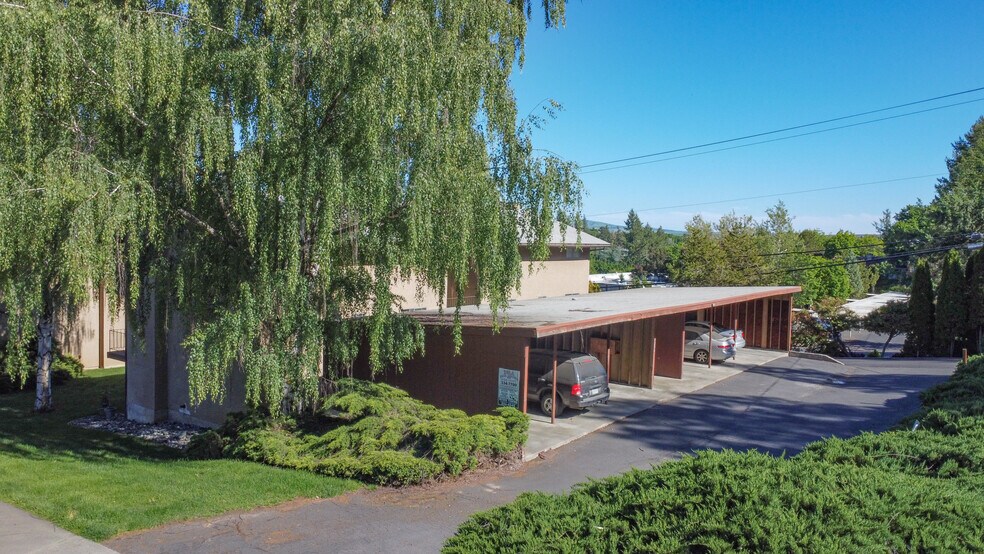 Primary Photo Of 1250 NW State St, Pullman Apartments For Sale