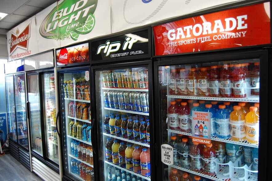 More Photos Of 100 W Main St, Batavia Convenience Store For Sale