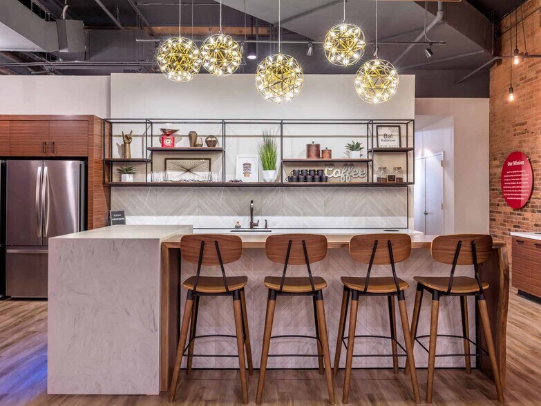 More Photos Of 621 E Pratt St, Baltimore Office For Lease