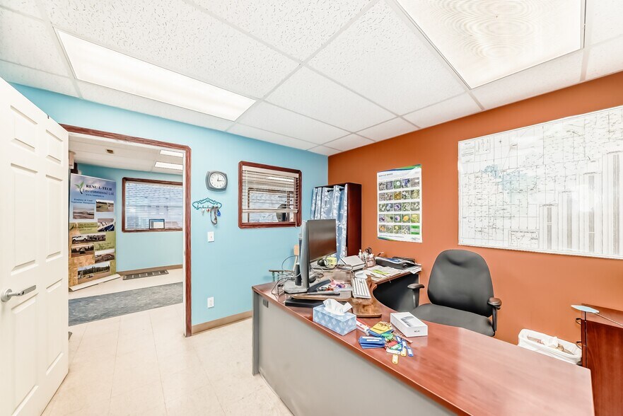 More Photos Of 116 Orchard Way, Strathmore Service For Lease