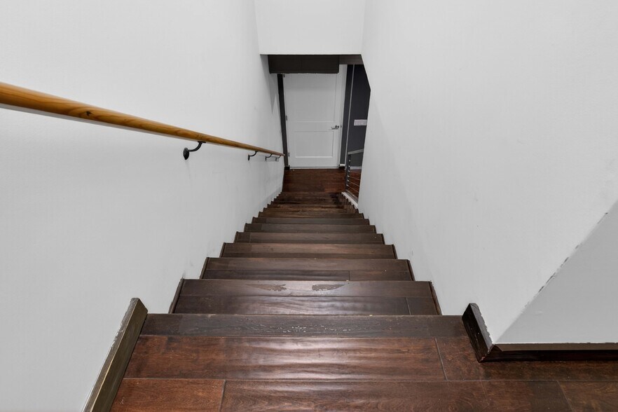 More Photos Of 1767 Standard Ave, Glendale Office For Lease